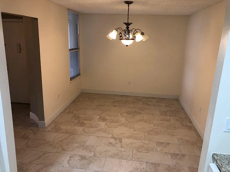 510 Orange Dr — Photo 4