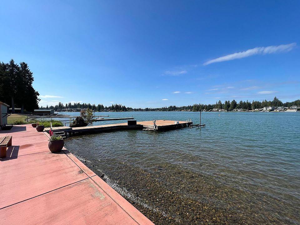 1st image of 4849 N Island Dr E