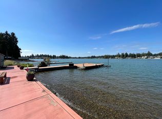 4849 N Island Dr E, Bonney Lake, WA 98391