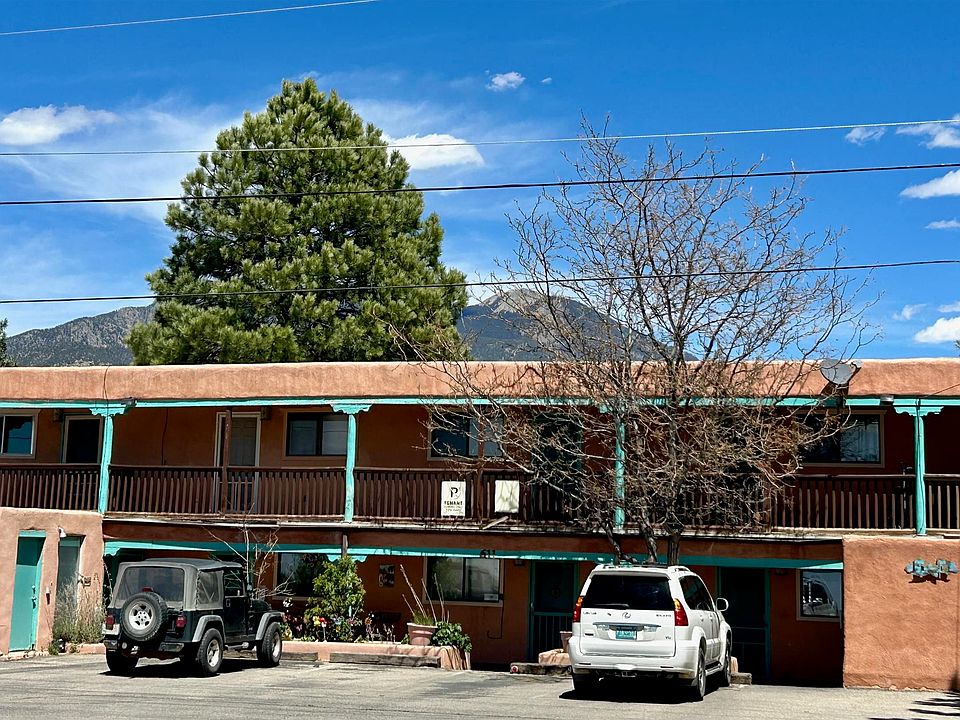 1st image of 611 Paseo Del Pueblo Norte #6