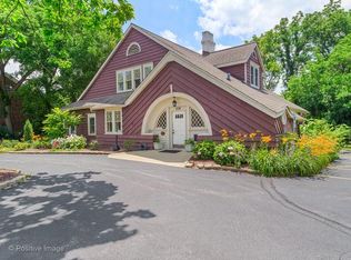 534 W Roosevelt Rd, Wheaton, IL 60187