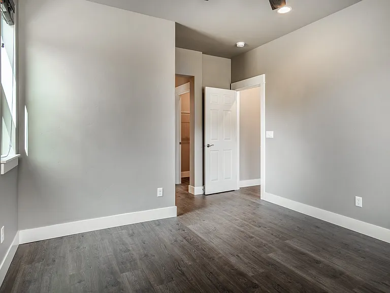 20523 Gloucester Ln #1 — Photo 2