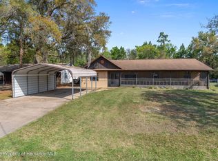 7095 W Greenwood Ln, Crystal River, FL 34429