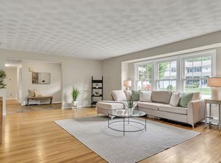 3 Cathy Rd, Burlington, MA 01803