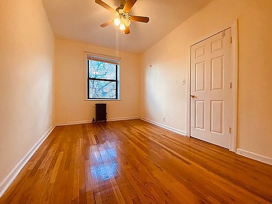 4th image of 61-40 Saunders St #36D