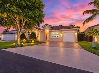 Poinciana At Sunset Lakes, Miami, FL 33193