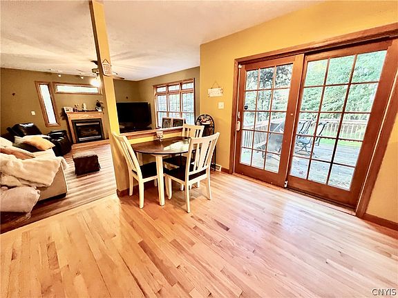 5th image of 316 Baratier Rd