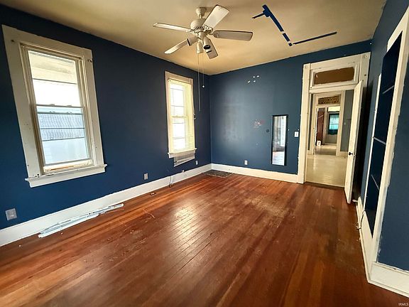 3rd image of 1318 Fountain Ave
