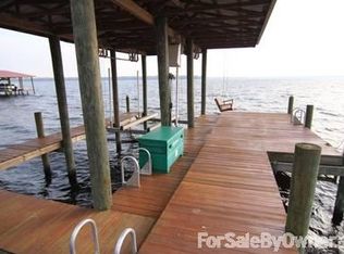 135 Teronda Rd, Welaka, FL 32193