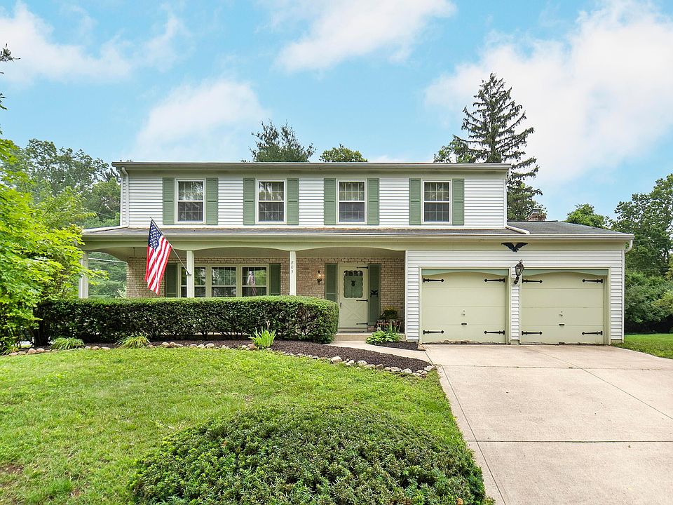 1st image of 805 Middlebury Dr