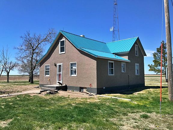 Northeast Cheyenne County Acreage - Stucco exterior