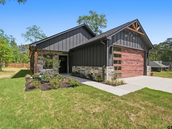 11029 Forest Ln, Frankston, TX 75763