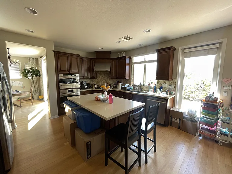 11320 Laurelcrest Dr — Photo 11
