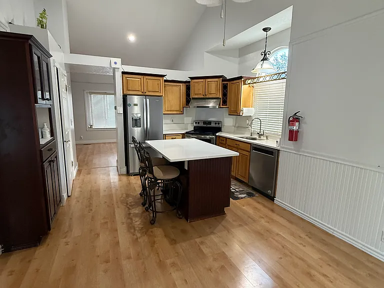 10832 S Fruitwood Ct — Photo 10