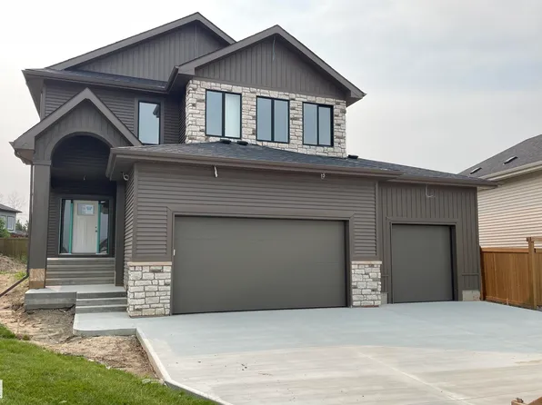 15 Darby Cres, Spruce Grove, AB T7X 0W9