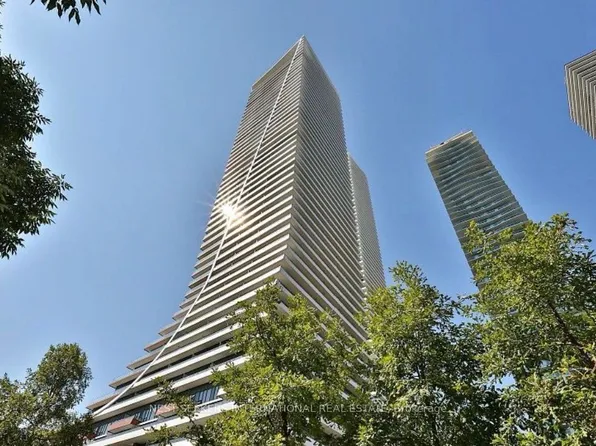 20 Shore Breeze Dr, Toronto, ON