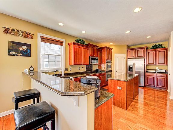 5th image of 6114 Golden Eagle Dr