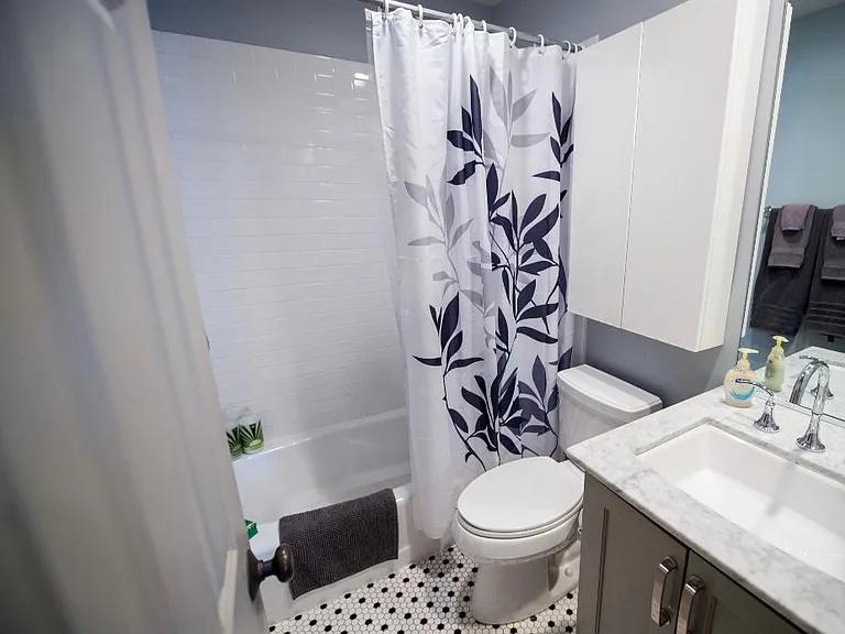 382 Race St #B — Photo 12