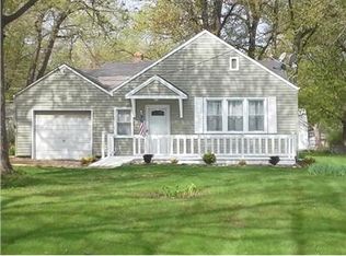 17834 Locust St, Lansing, IL 60438