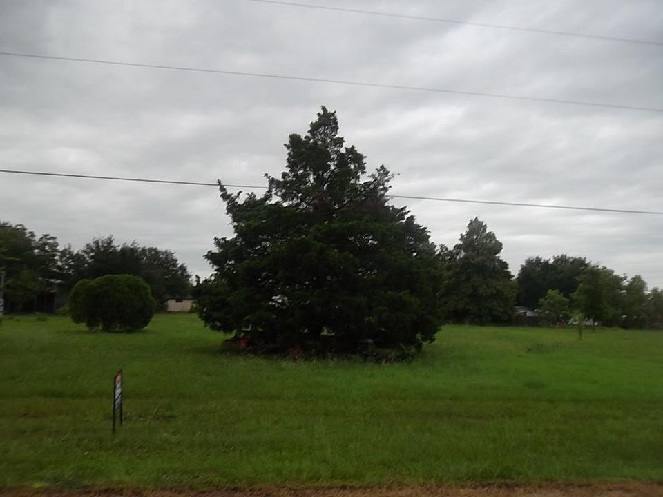 1st image of 1111 Raven Ln