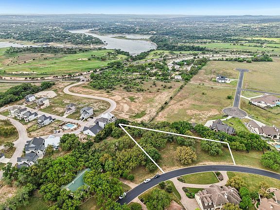 3rd image of 26101 Masters Pkwy