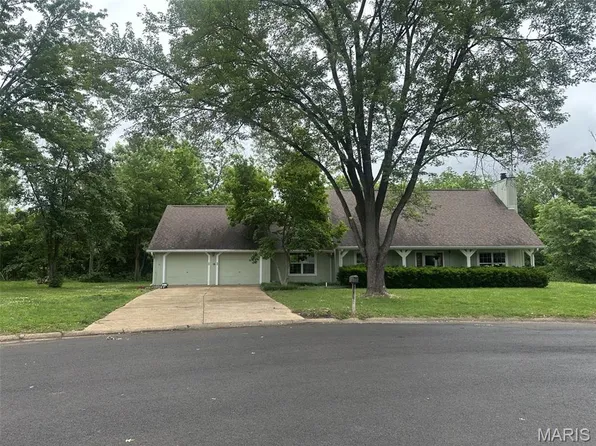 436 Shenandoah Dr, Farmington, MO 63640