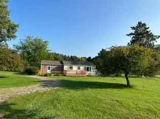 1089 Williams St, Vassar, MI 48768