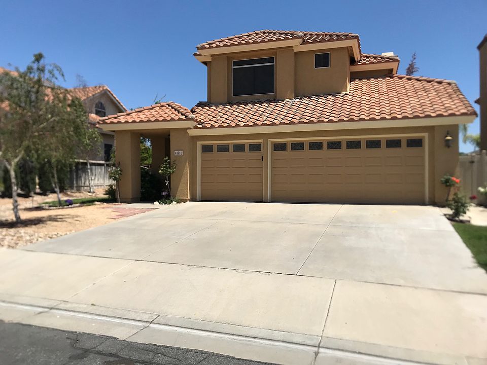 1st image of 41716 Valor Dr