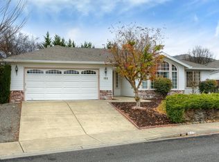 152 Meadow View Dr, Phoenix, OR 97535