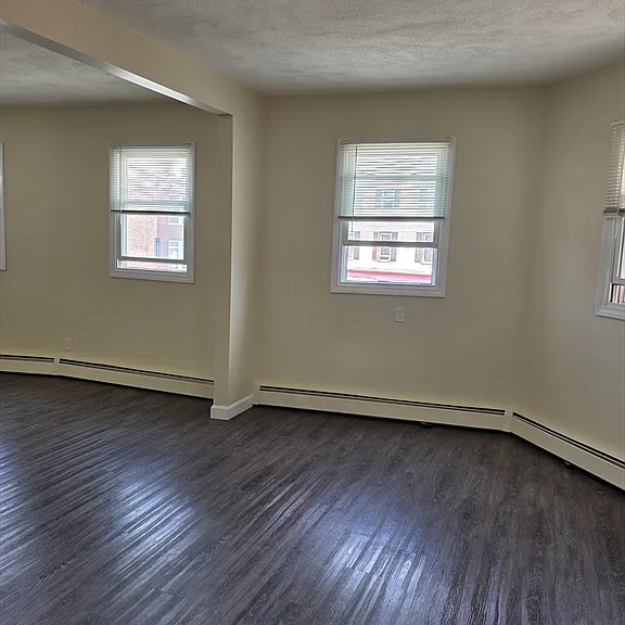 838 Western Ave #2L — Photo 5