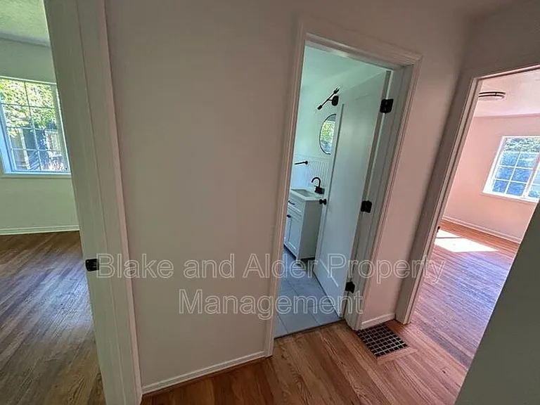 198 NE 157th Ave — Photo 9