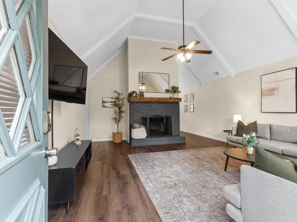 1100 Kenwood Dr, Perry, GA 31069