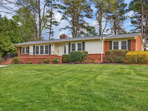4707 Ramblewood Dr, Greensboro, NC 27406