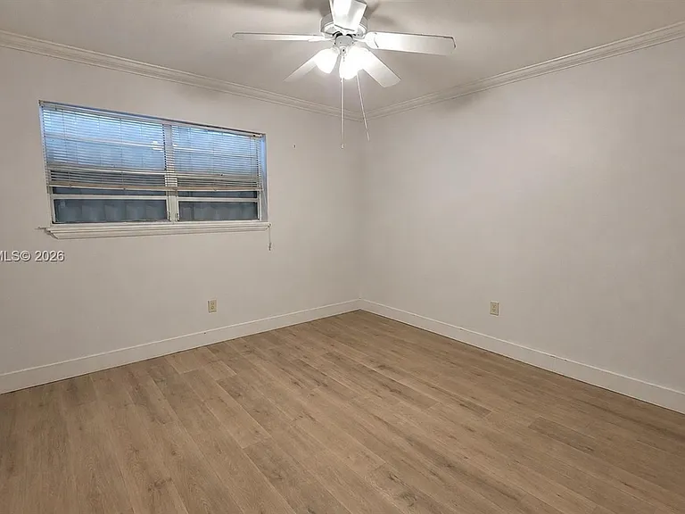 11960 NE 19th Dr #5 — Photo 11