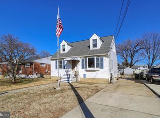 8429 Arbutus Rd, Pasadena, MD 21122