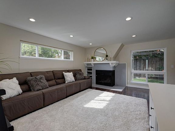 4th image of 969 Branham Ln