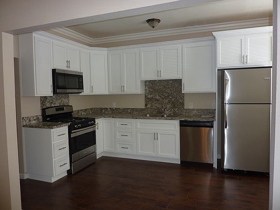 2nd image of 616 Egan Ave