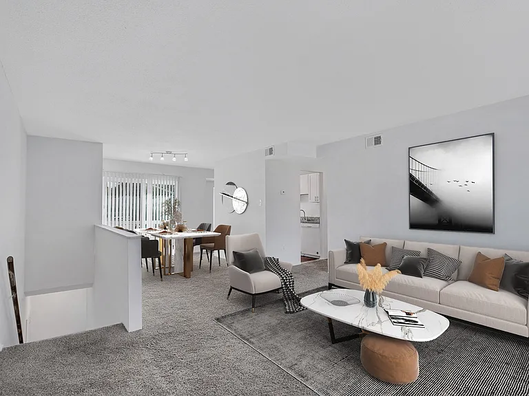 Aston Ridge Apartments — Photo 8