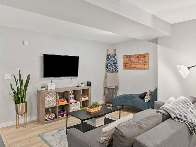 216 N 7th St #B — Photo 4