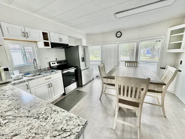 5875 Glacier Hwy Space 13, Juneau, AK 99801