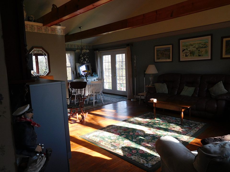 Living room showing beams 