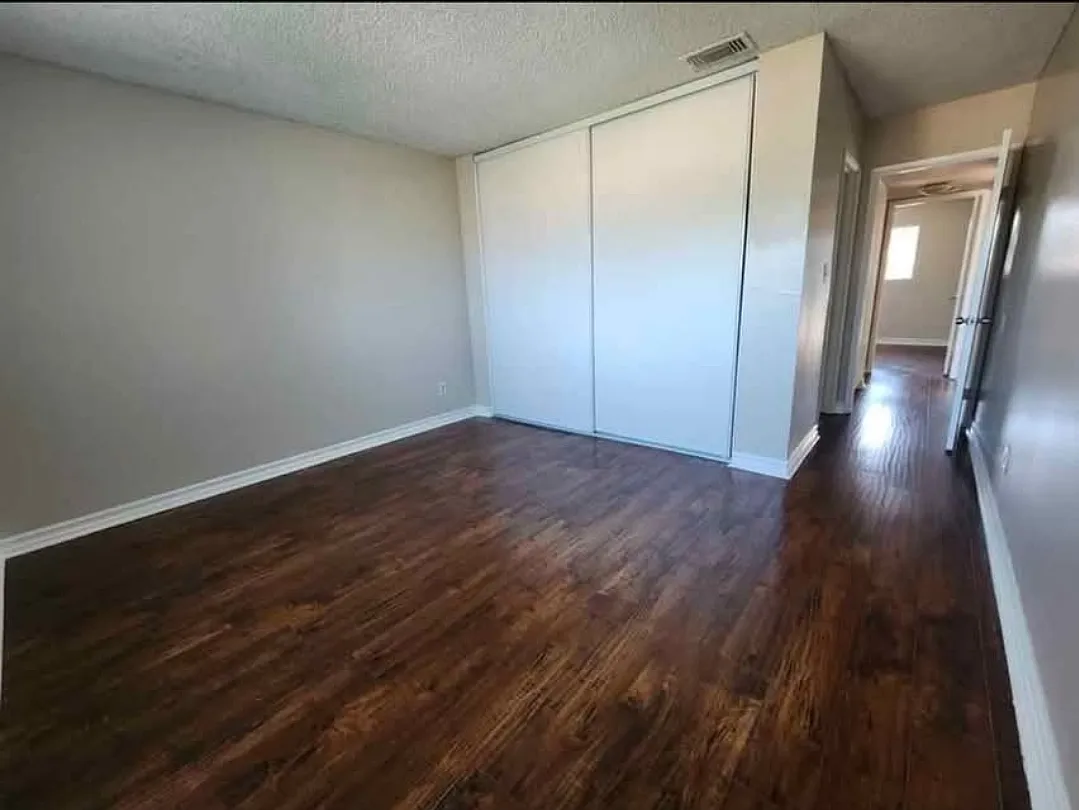 2 bed, $2,500 — Photo 2