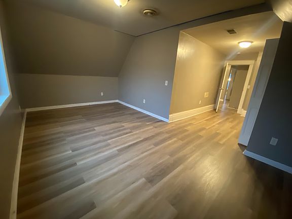 2nd image of 2211 Queen Ave N #2