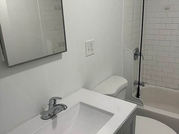 5th image of 66 Broadway Unit 3L