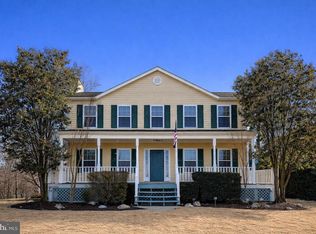 5897 Penacle Ct, Woodbridge, VA 22193