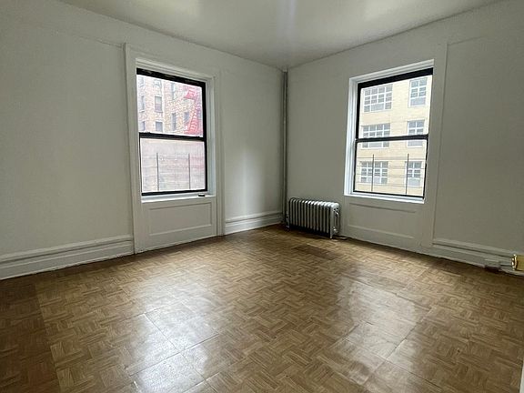 4th image of 2600 Creston Ave APT 1D