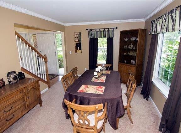 3rd image of 47242 Harbour Pointe Ct