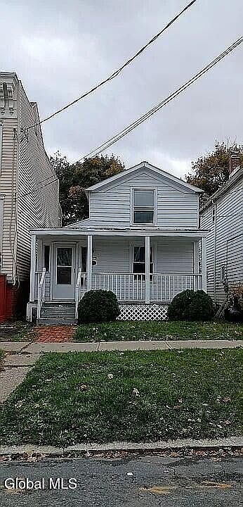 1st image of 252 Yates Street