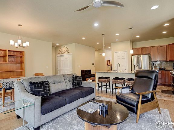 5th image of 836 Widgeon Dr