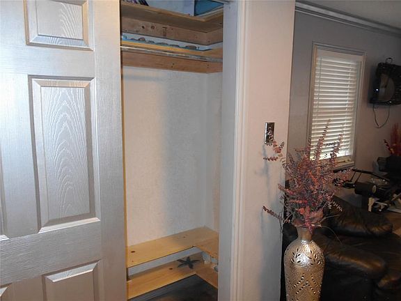 4th image of 1015 11th St #1